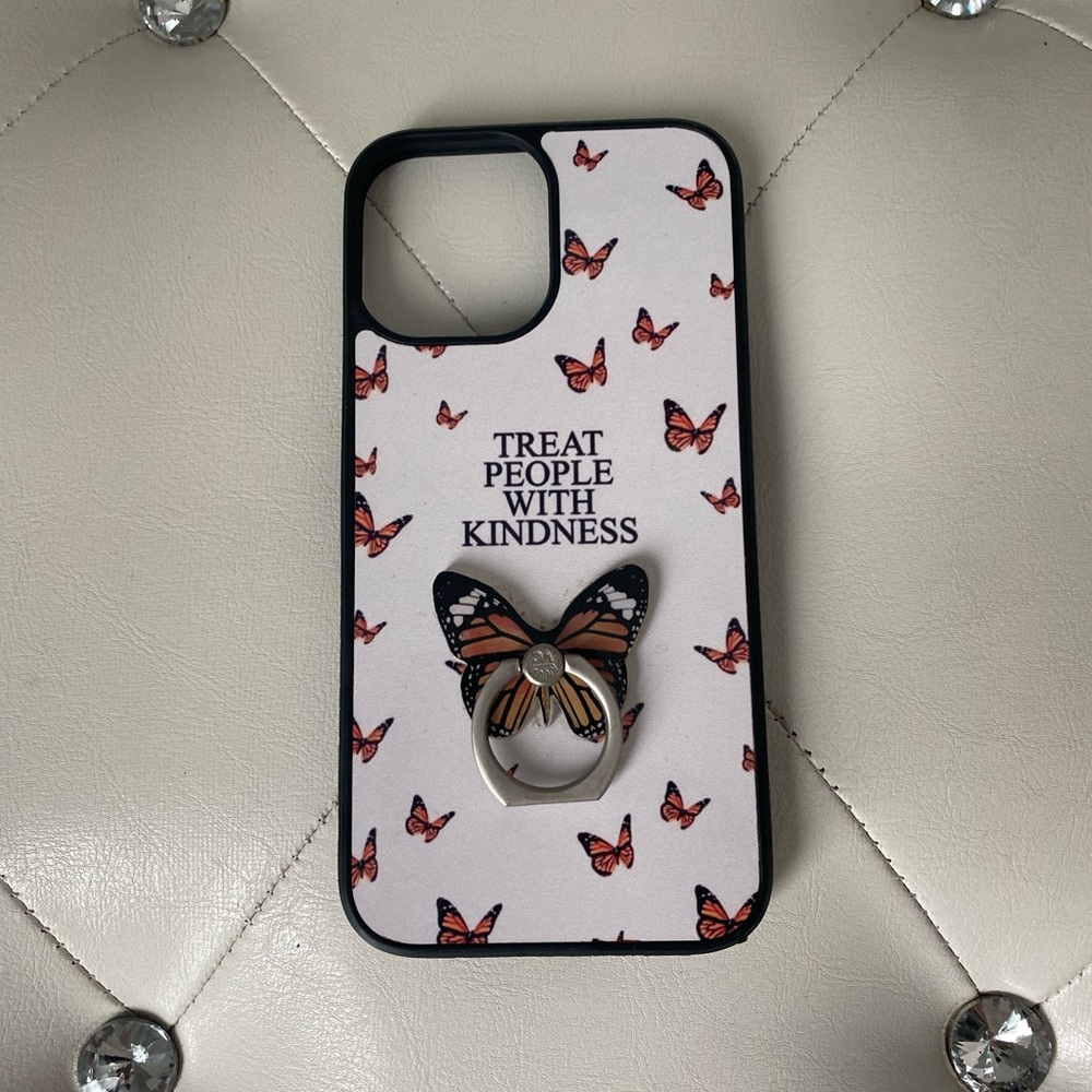 Butterfly Pattern Iphone Case with Velvet Caviar Ring Holder